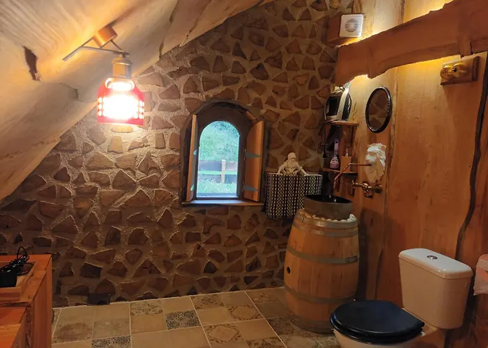 Hobbit Mont Saint Michel Castel Brandy * Tanis